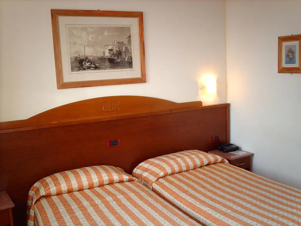 Hotel La Pioppa بولونيا